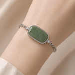 Cushion Jade Bracelet in Sterling Silver with Cubic Zirconia Halo - 图片 5