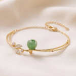 Jade Bud and Pave Leaf Bracelet in Gold Tone - 图片 5