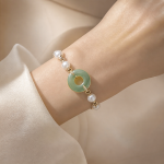 Jade Ring and Pearl Station Bracelet in Gold Tone - 图片 2