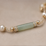 Jade Tube Bar and Pearl Bracelet in Gold Tone - 图片 6