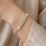 Jade Tube Bar and Pearl Bracelet in Gold Tone - 图片 2