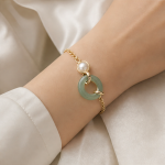 Jade Donut and Single Pearl Bracelet in Gold Tone - 图片 5
