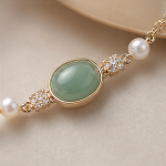 Oval Jade Cabochon Bracelet with Pearl Accents - 图片 6