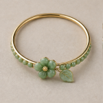 Green Jade Blossom Cuff with Pearl Accents in Gold - 图片 4