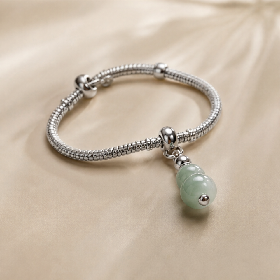 1786604120_9d3d0e7d-7 Jade Gourd Charm Bracelet in Sterling Silver - 图片 1