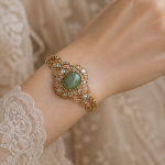 Oval Green Cabochon Halo Bracelet in Gold Tone - 图片 5