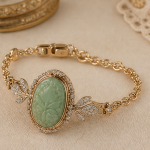 Carved Green Jade Oval Bracelet with Crystal Leaves - 图片 3