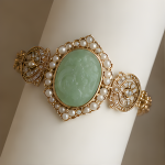 Carved Jade Oval Bracelet with Pearl and Crystal Halo - 图片 3