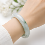 Natural Jadeite Bangle with Green Floating Flowers - 图片 2