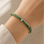 Green Jade Segment Bangle with Crystal Bars in Gold - 图片 2