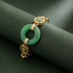 Green Jade Peace-Buckle Disc Link Bracelet in Gold - 图片 3