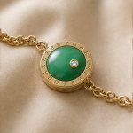 Round Jade Medallion Bracelet on Chunky Gold Rolo Chain - 图片 6