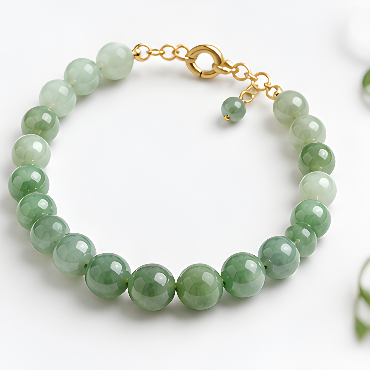 1786607394_6d67a886 (1)-9 Natural Jade Bead Bracelet with Gold-Plated Clasp - 图片 1