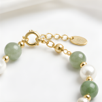 Jade and Freshwater Pearl Beaded Bracelet in Gold Tone - 图片 6