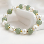 Jade and Freshwater Pearl Beaded Bracelet in Gold Tone - 图片 3