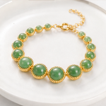Graduated Green Aventurine Station Bracelet in Gold Tone - 图片 4