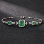 Emerald-Cut Green Chalcedony Halo Bracelet in Sterling Silver - 图片 3