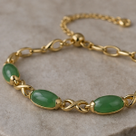 Oval Green Jade Infinity Link Bracelet in Gold Tone - 图片 3