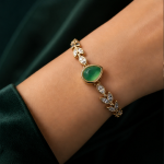 Pear-Cut Green Chalcedony Leaf Vine Bolo Bracelet in Gold Tone - Image 2
