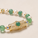 Green Jade and Pave Barrel Bracelet with Pearls in Gold Tone - Image 6