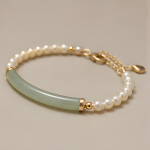 Green Jade Bar and Pearl Strand Bracelet in Gold Tone - 图片 3