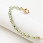 Green Jade and Gold Bead Bracelet in Gold Tone - 图片 4