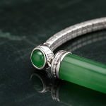 Green Agate Bar Bracelet with Bezel Accents in Sterling Silver - 图片 6