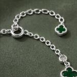 Dark Green Clover Station Bracelet in Sterling Silver - 图片 7