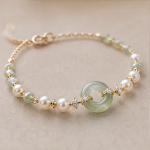 Jade Donut and Pearl Beaded Bracelet in Gold Tone