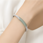 Sage Jade and Pave Crossover Bangle - 图片 5