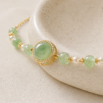 Round Jade Medallion Bracelet with Beaded Frame - 图片 7