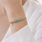 Curved Jade Bar Bracelet with Pearl Drop - 图片 2