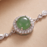 Round Jade Halo Bracelet in Sterling Silver - 图片 3